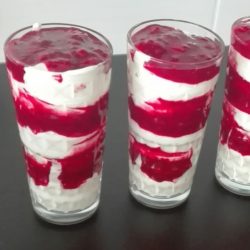 Mascarpone Frucht Becher low carb Rezept auf sonjakocht.de